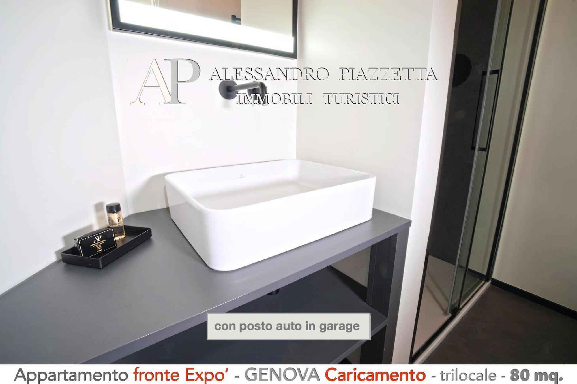 Cavour Luxury Sea View Lägenhet Genua Exteriör bild